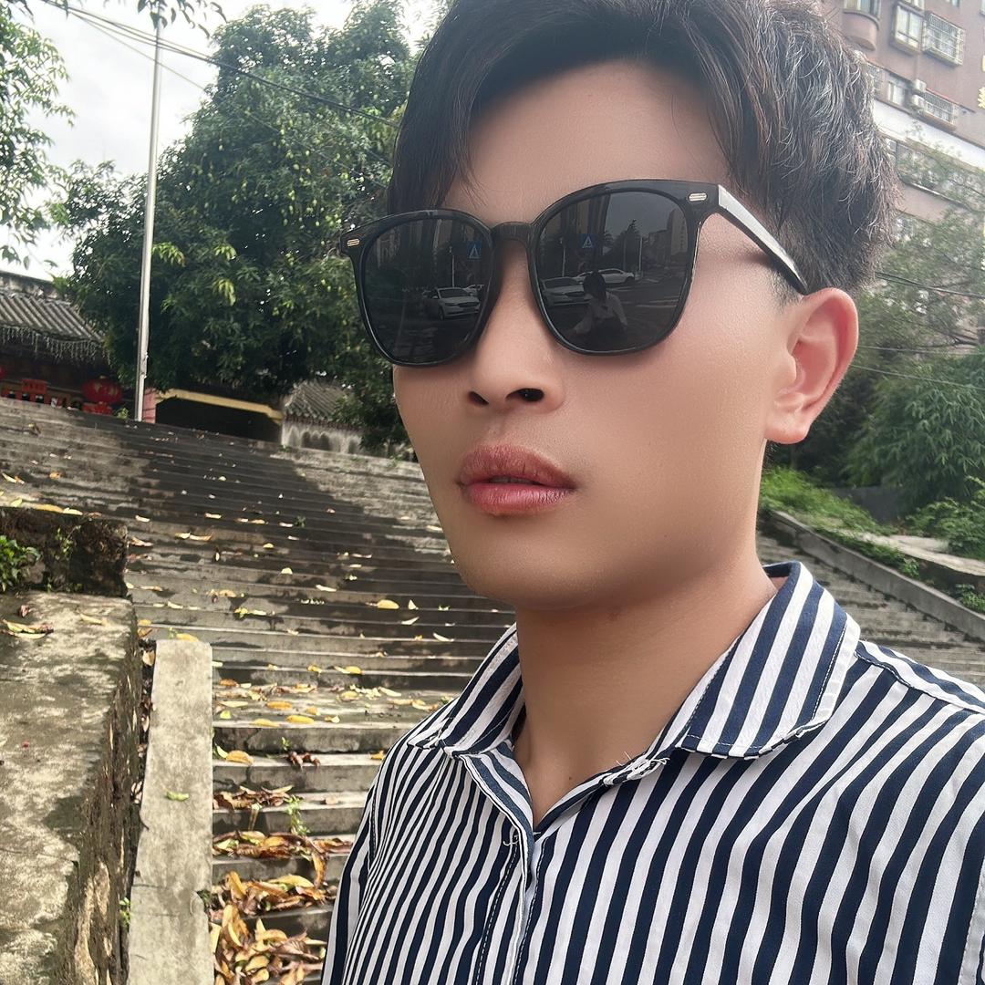 何天跃（潇洒公子）