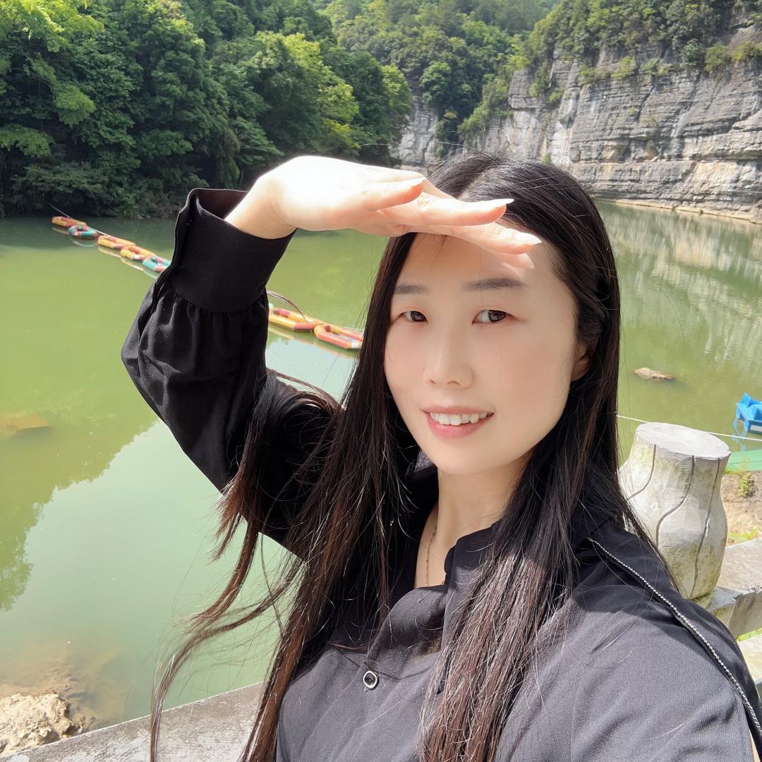 正安卖童装的仙女