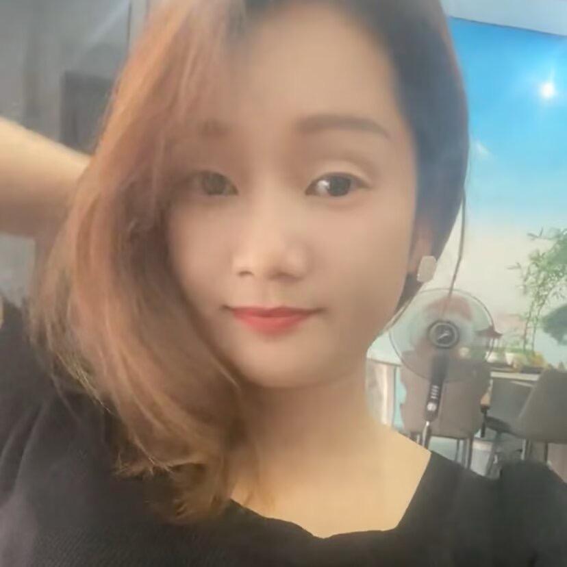 顺亿程二手车（阿珍）