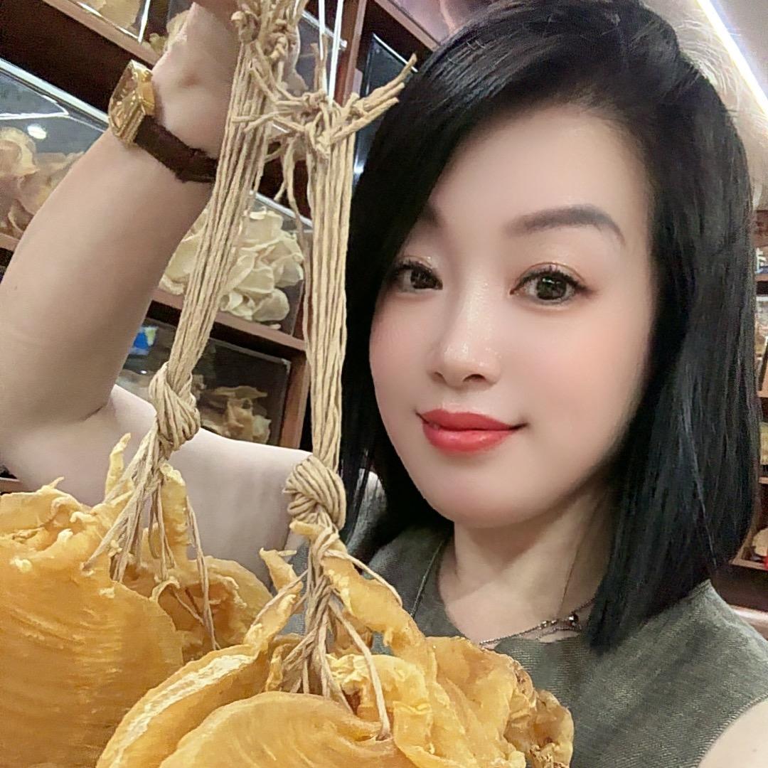 余晓璇（鸿润滋补行）