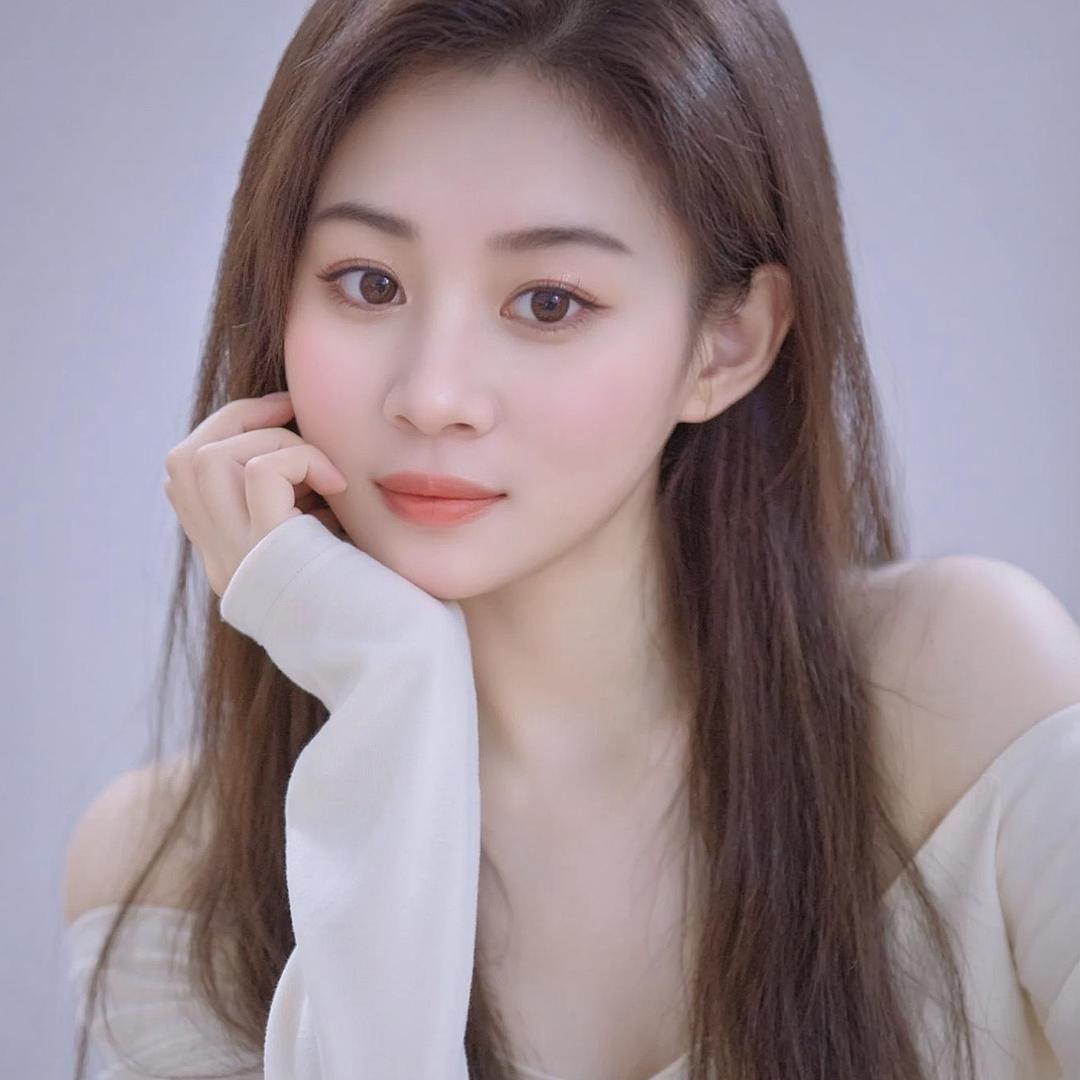 是晓漫漫吖