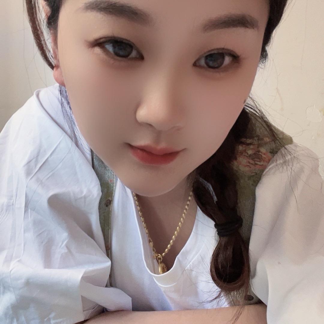 艾薇（女老板）