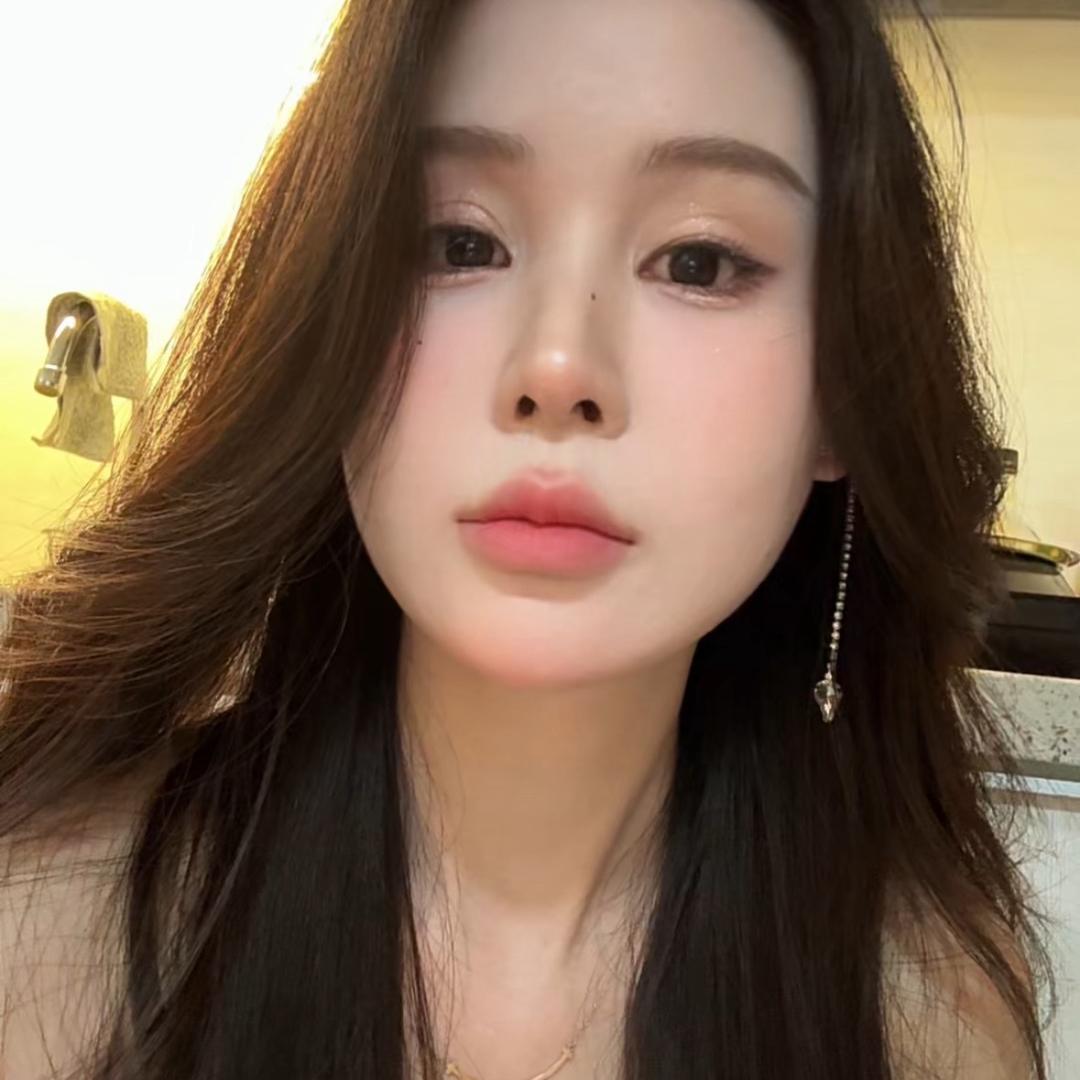 3 3