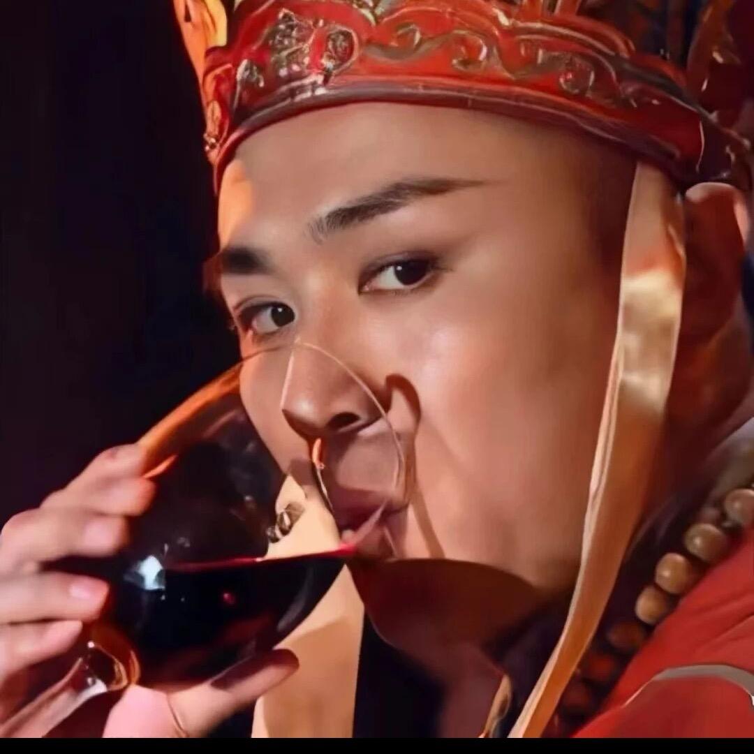 白雪喝多了