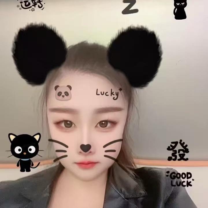 烨幕经理呆呆