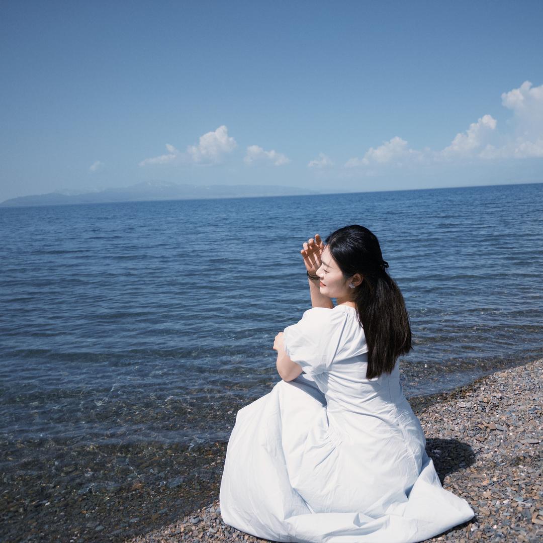 黑石榴与姜百合