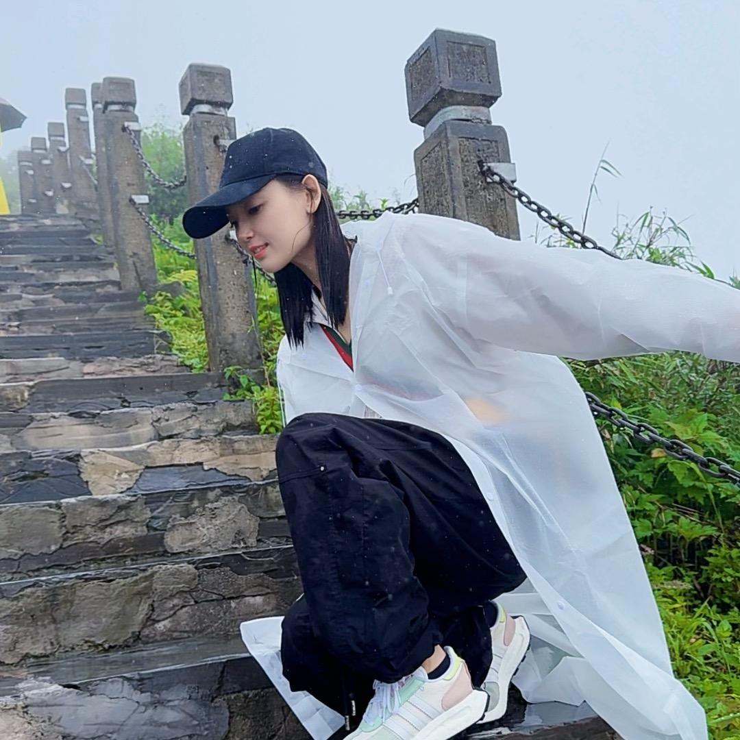 彭小姐