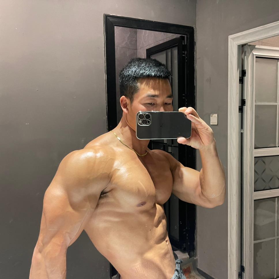 老男孩陈伟雄