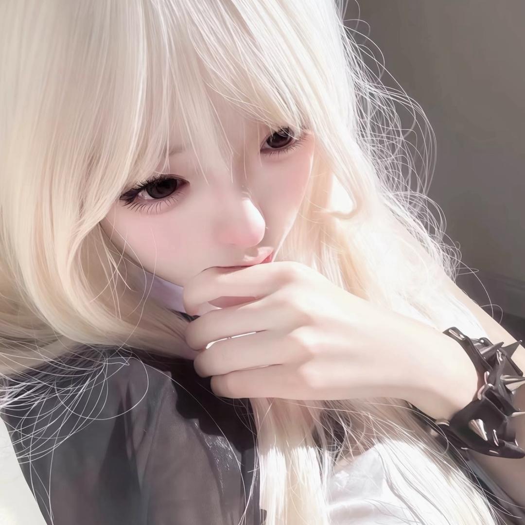 芹泽蕾拉