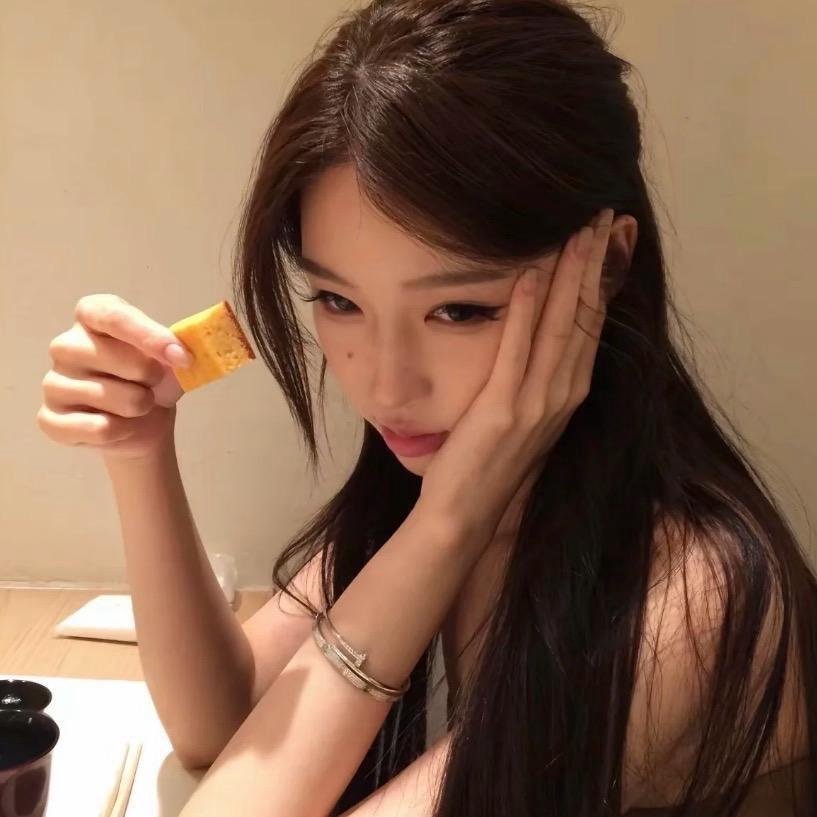 小烁.