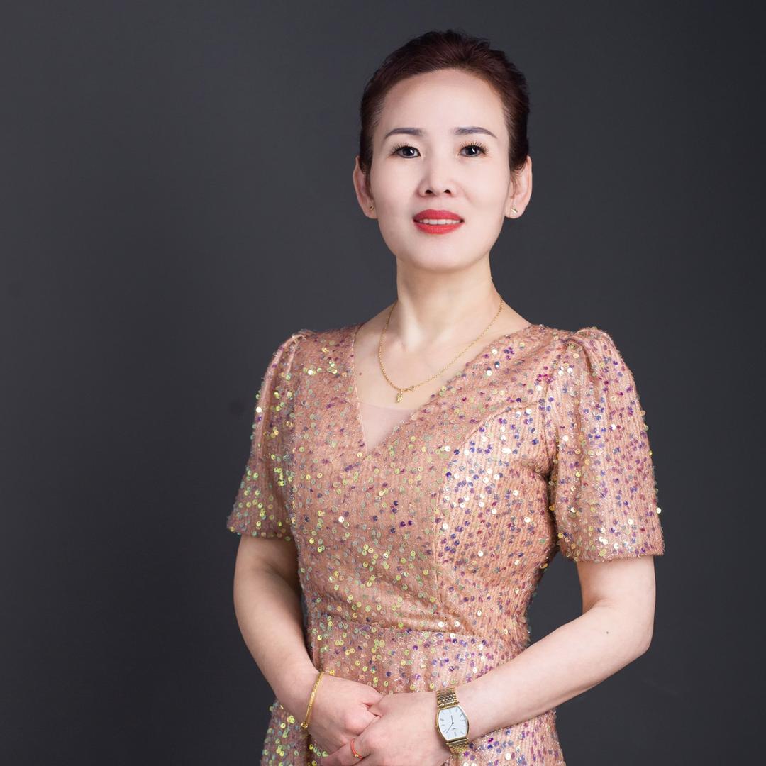婚礼主持小芳