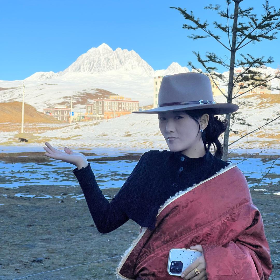 ୧⍤⃝［妞]👑殿下དབོ❣️