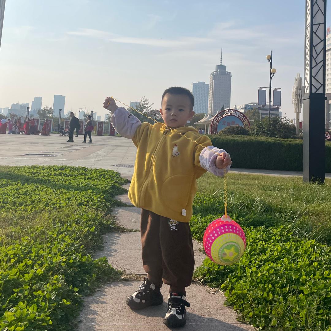 ♡̶₊⁺Yangyang⸝⸝🌷✨