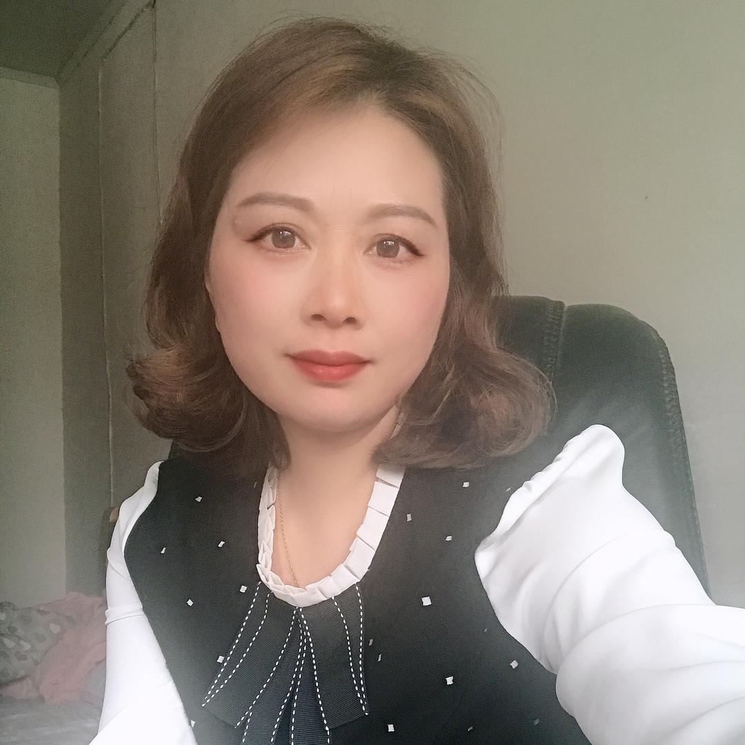 王芳