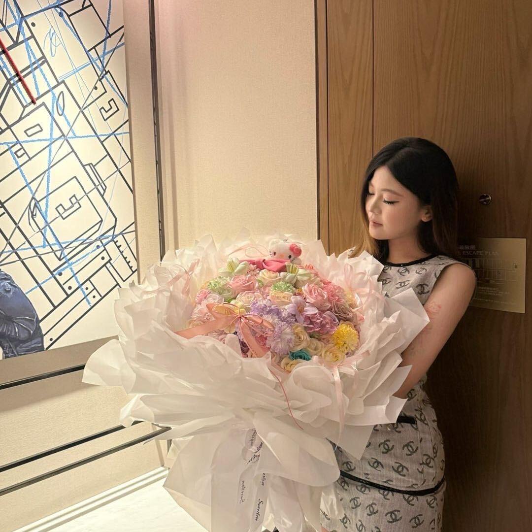 小李嘻嘻