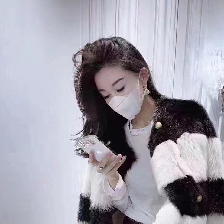 跪下喊，爱妃