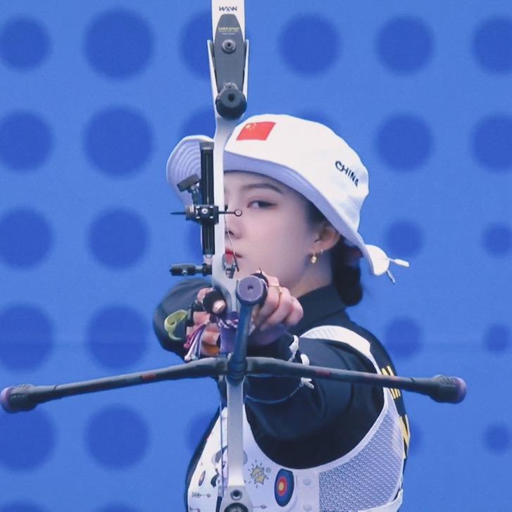 李佳蔓