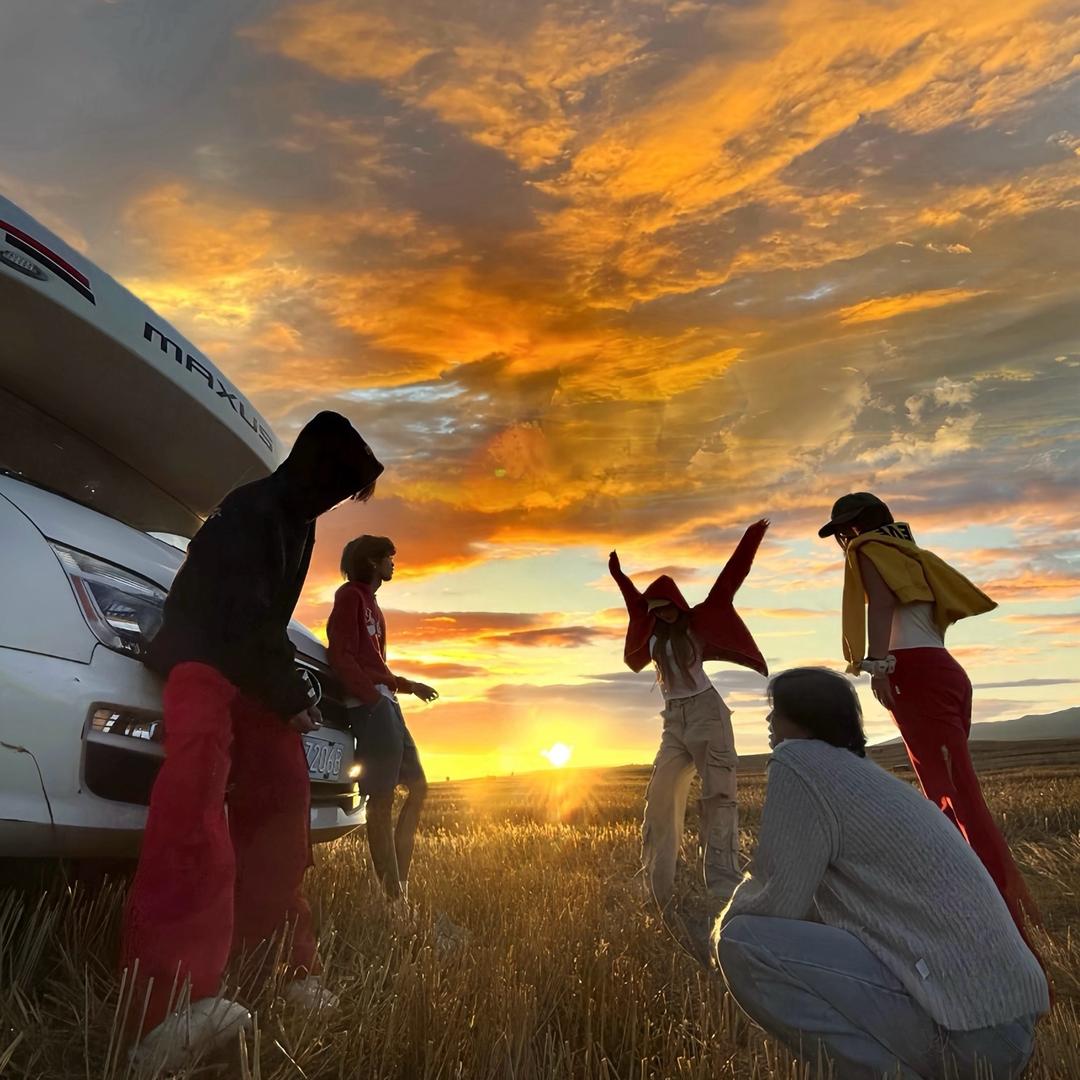 她说人多以为有我.