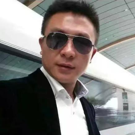奋斗中的兔大叔