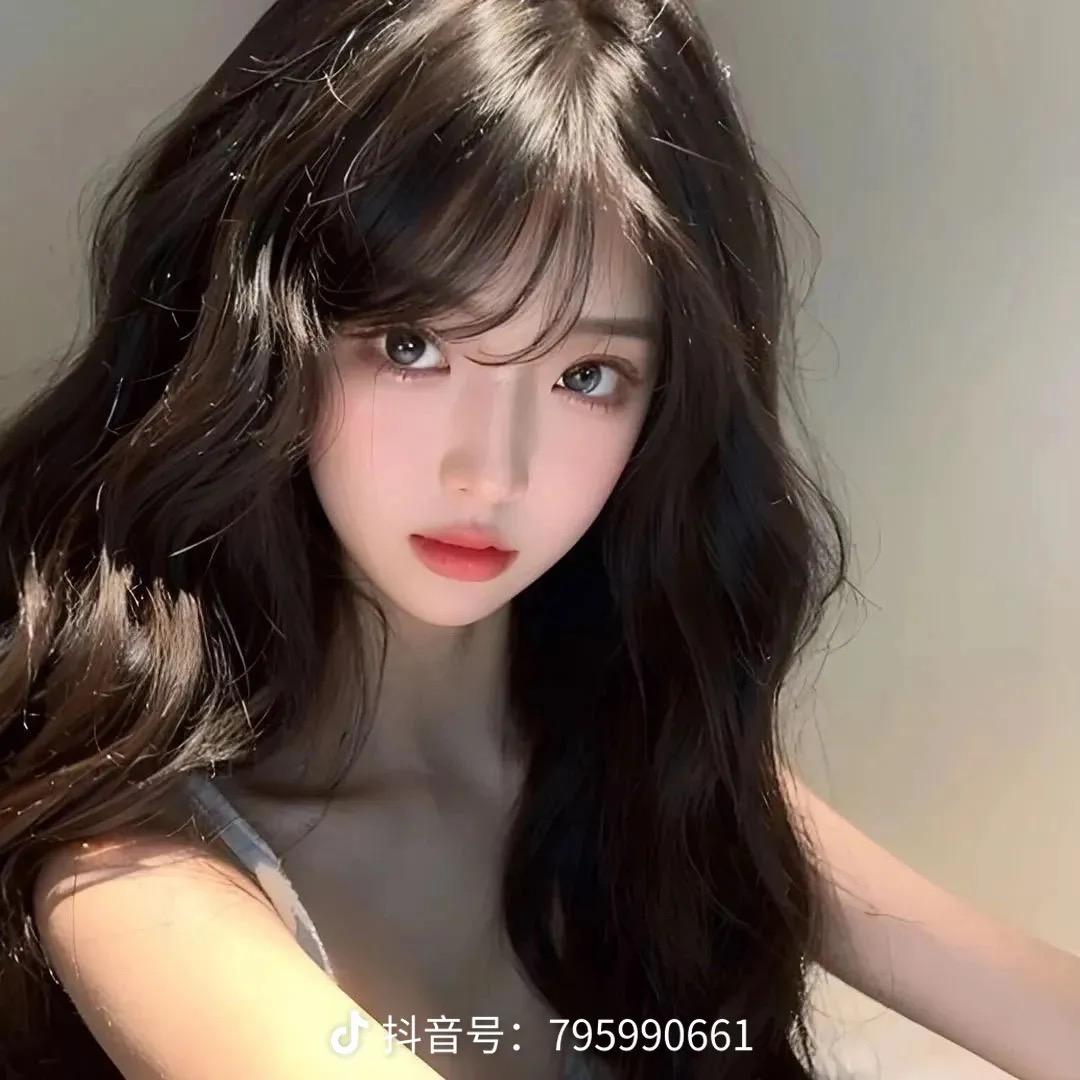 莉娅依衣精品时尚女装