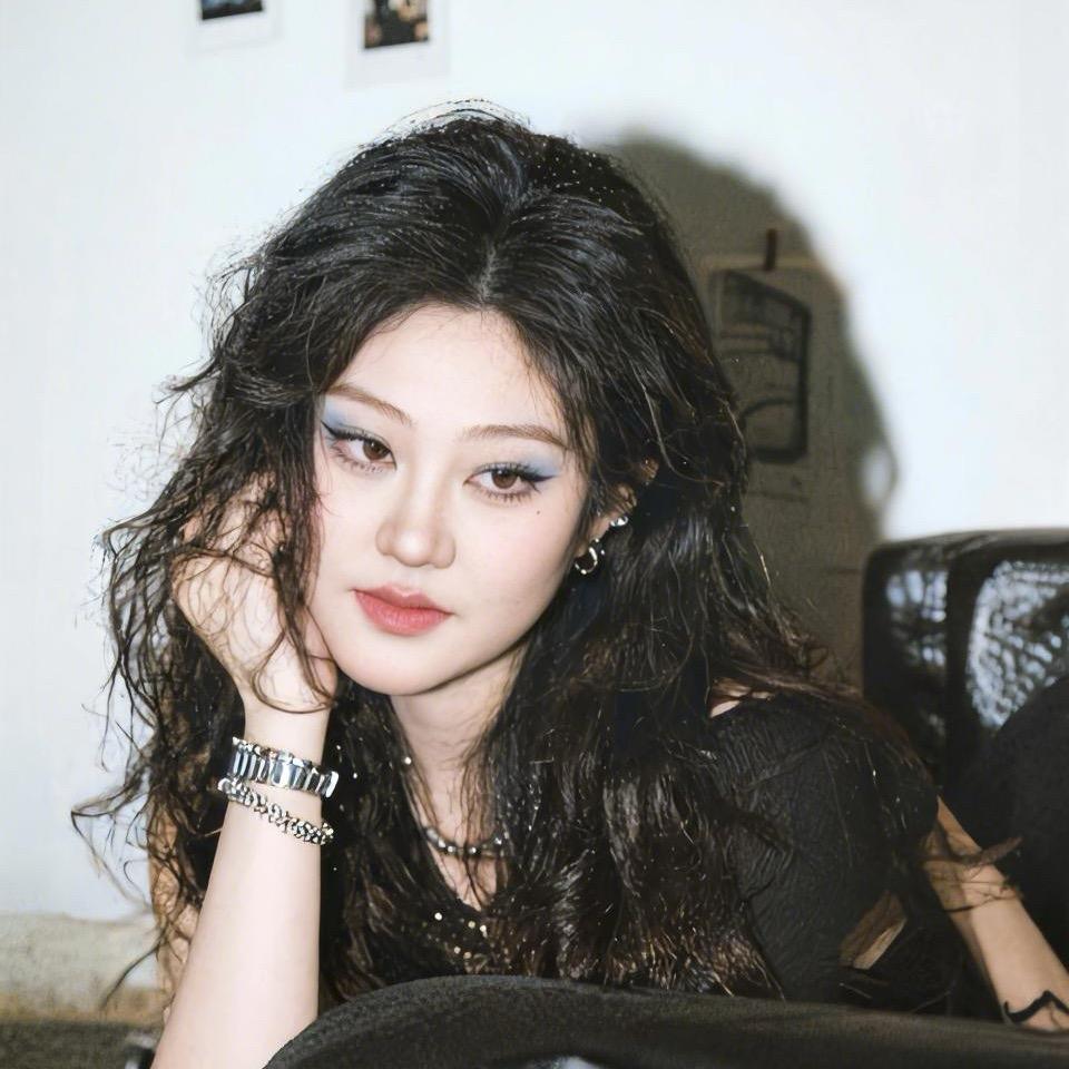 真島美雅