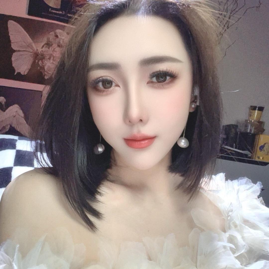 欧阳娜娜.