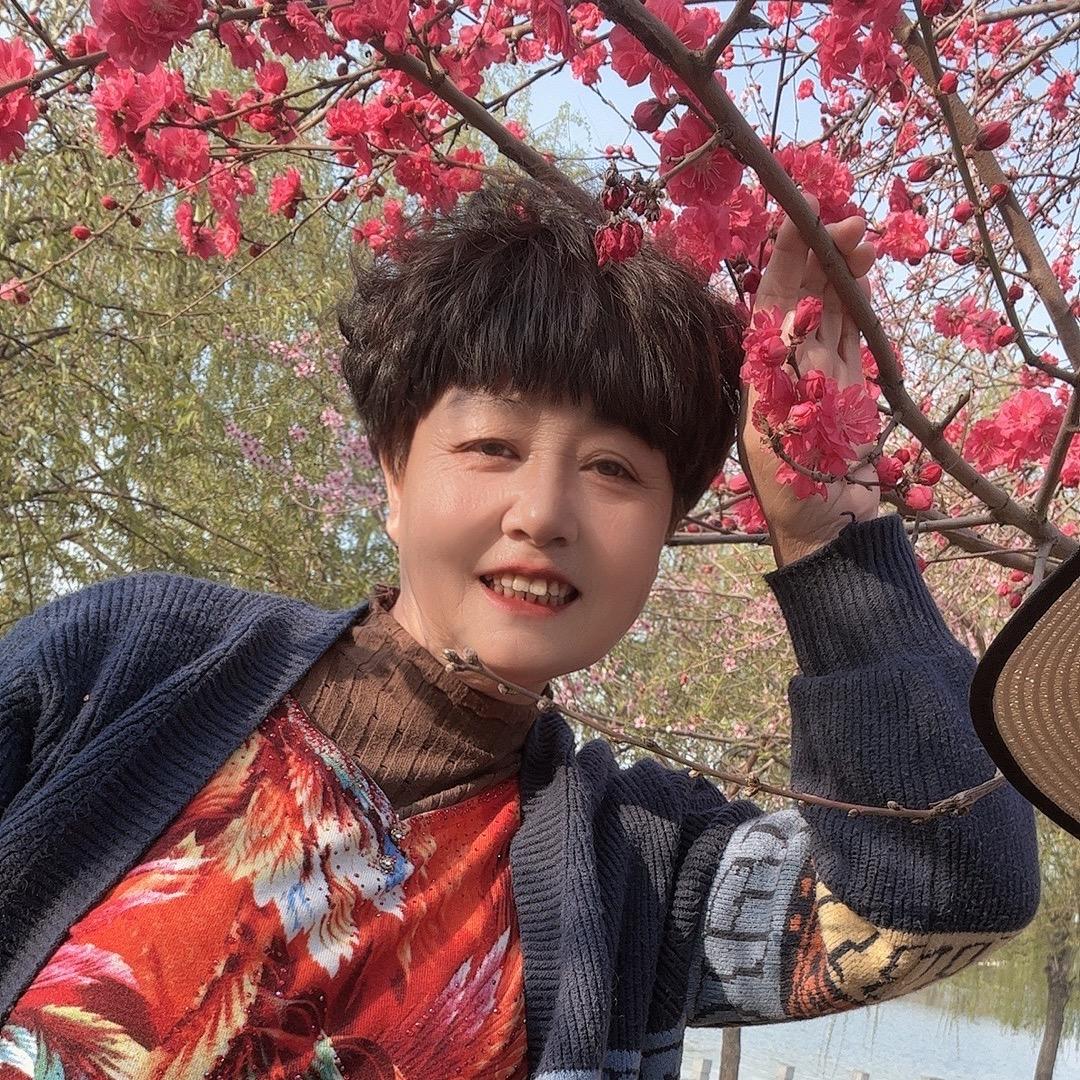 三妮