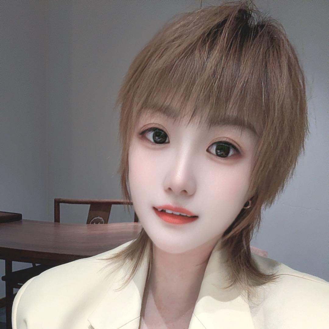 小虎牙（小微）小黄车（好物分享）