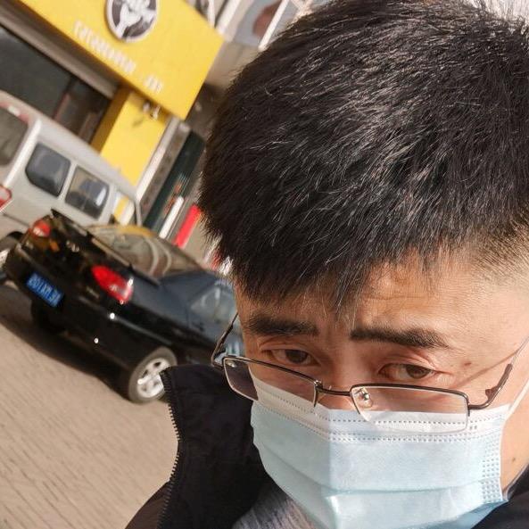 龙行搏击穆教练