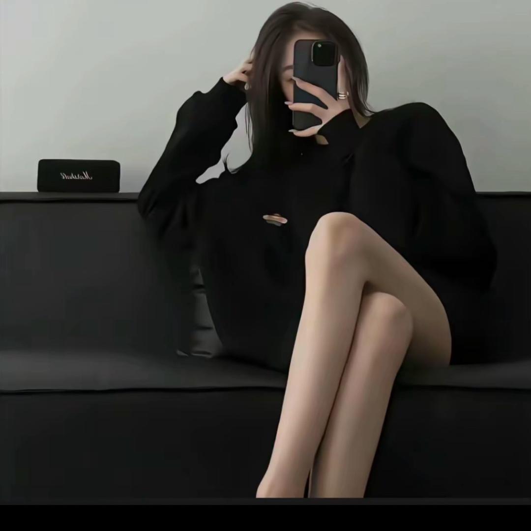 八月
