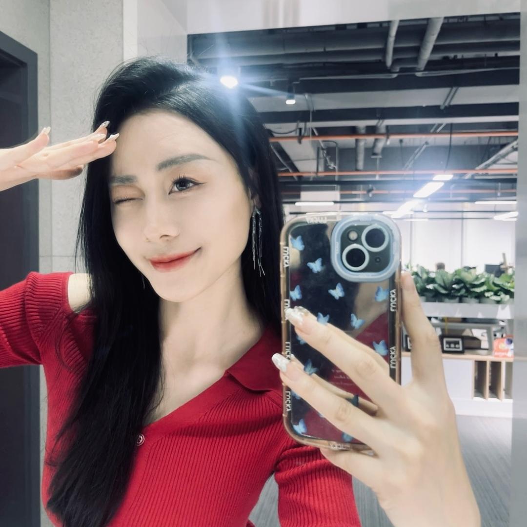 王伊伊