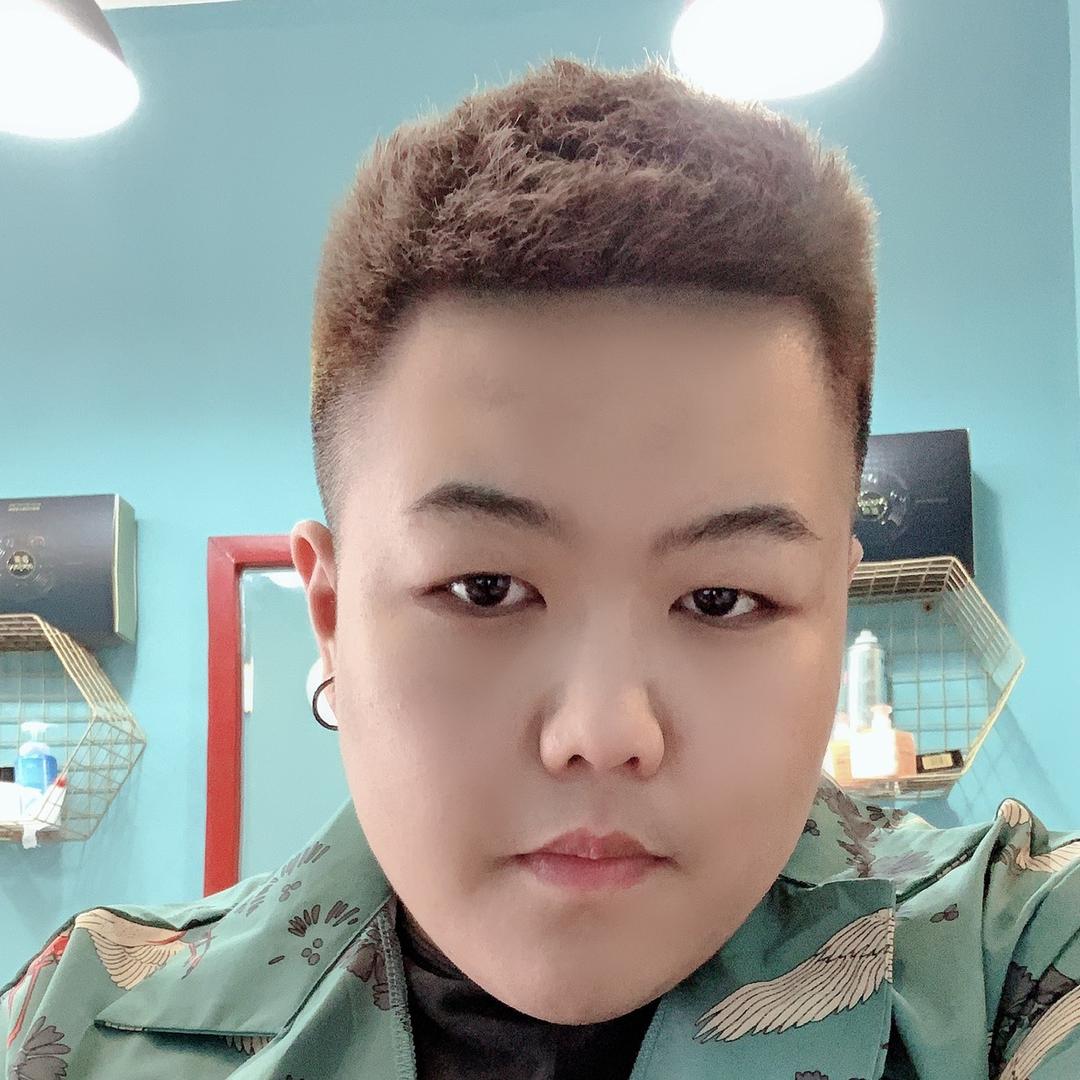 光明不胖-