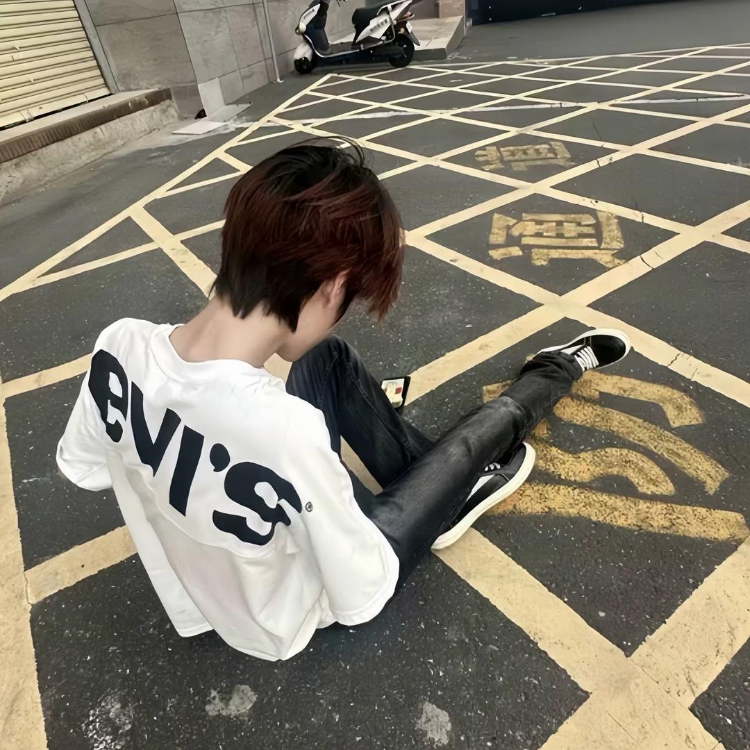 ౔