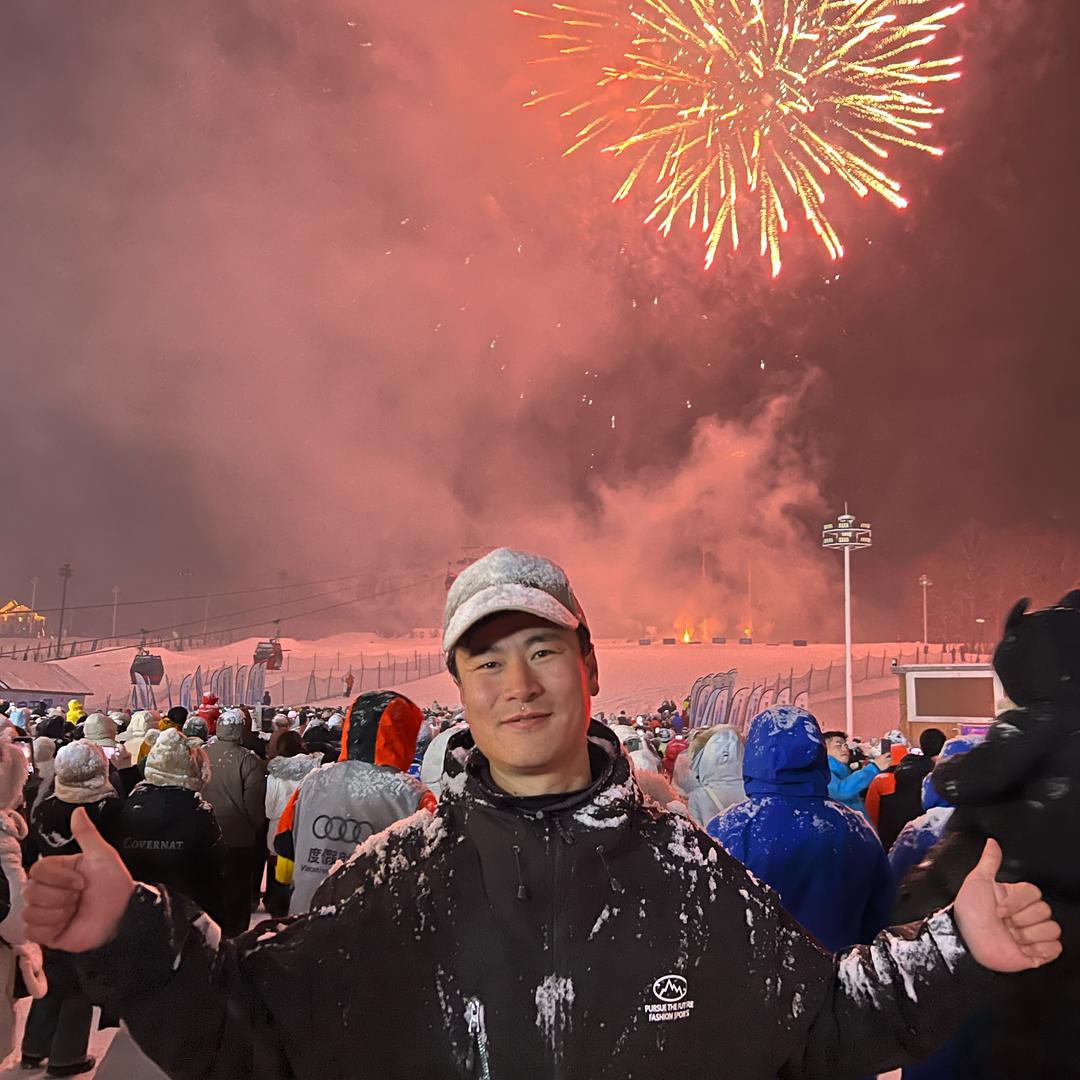 长白山滑雪教练-青龙