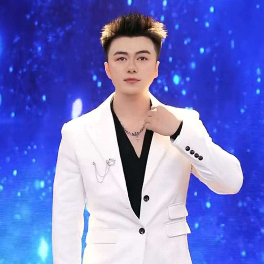 阿金 ⁵⁸⁸⁸ ✨✨宇你同行