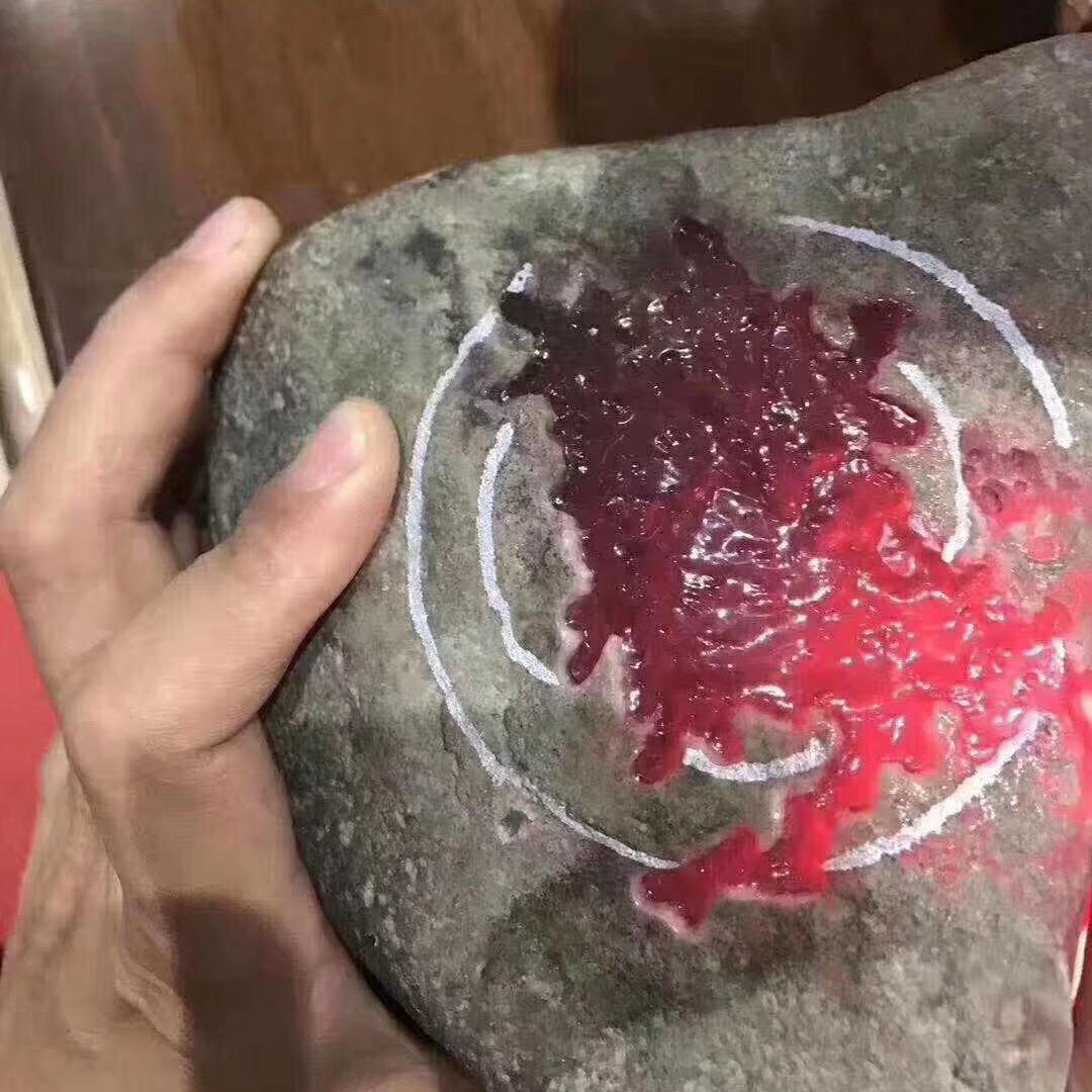 我在缅北扛AK
