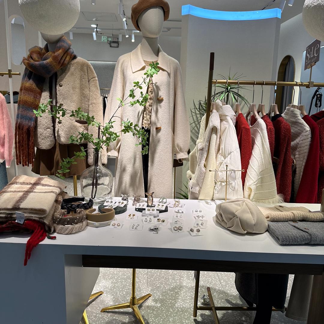 高高女装工厂店