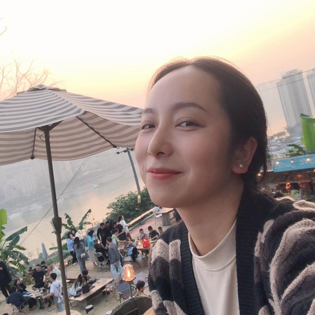 爱吃鸡腿像鸡腿