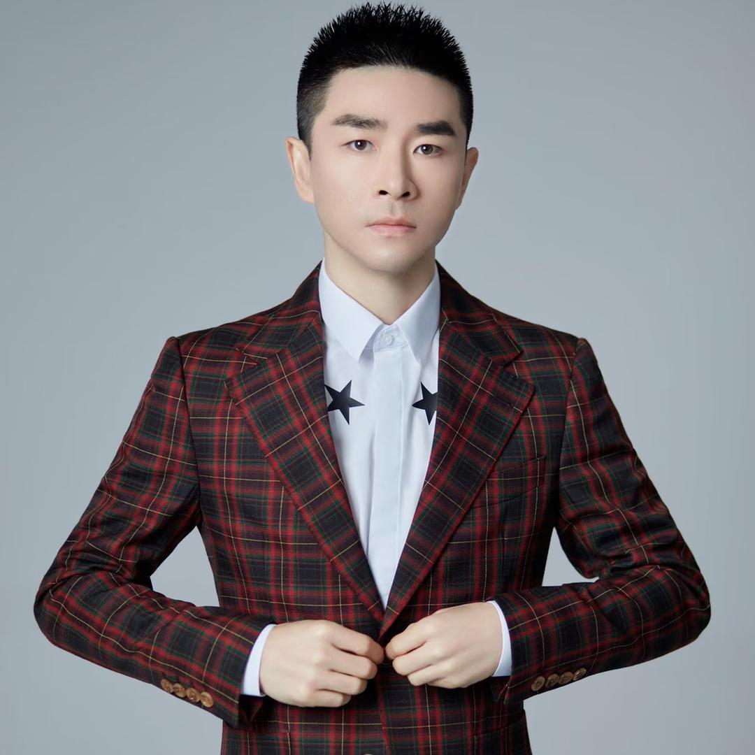 姜涛8687（每晚19:00开播）@抖音