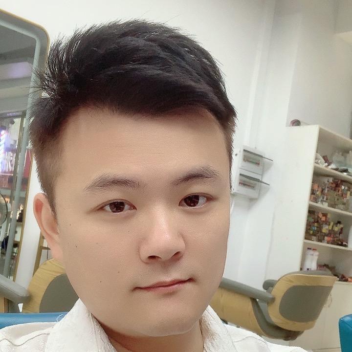 益阳烫发阿浩