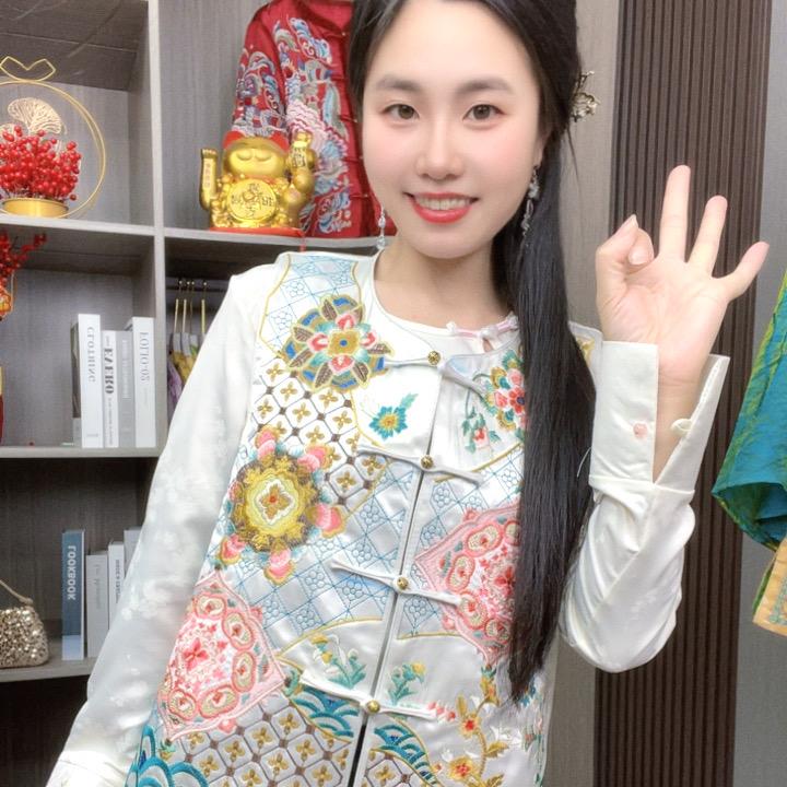 堂之颂服饰