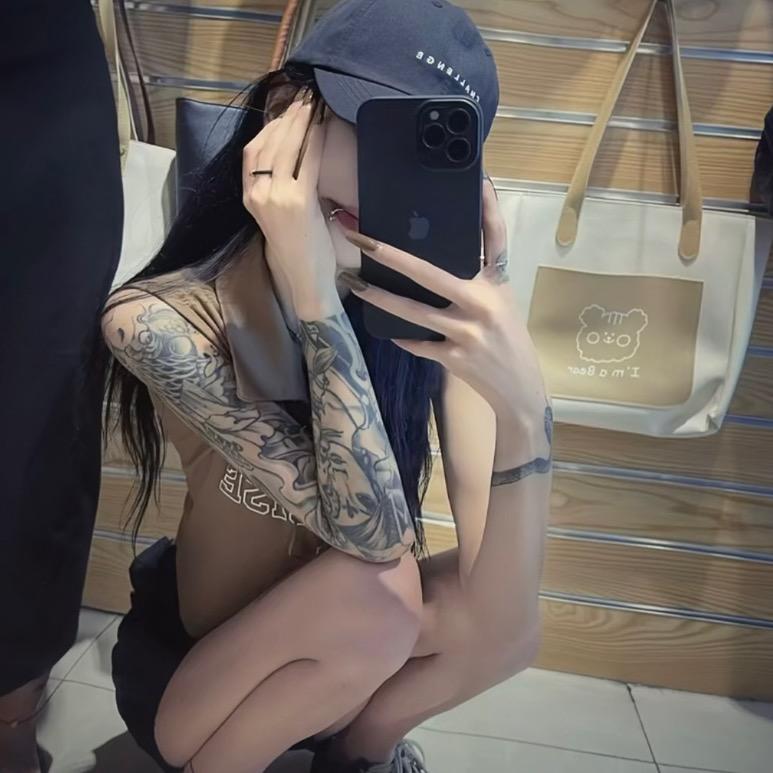 洛*洛（蜕变中）