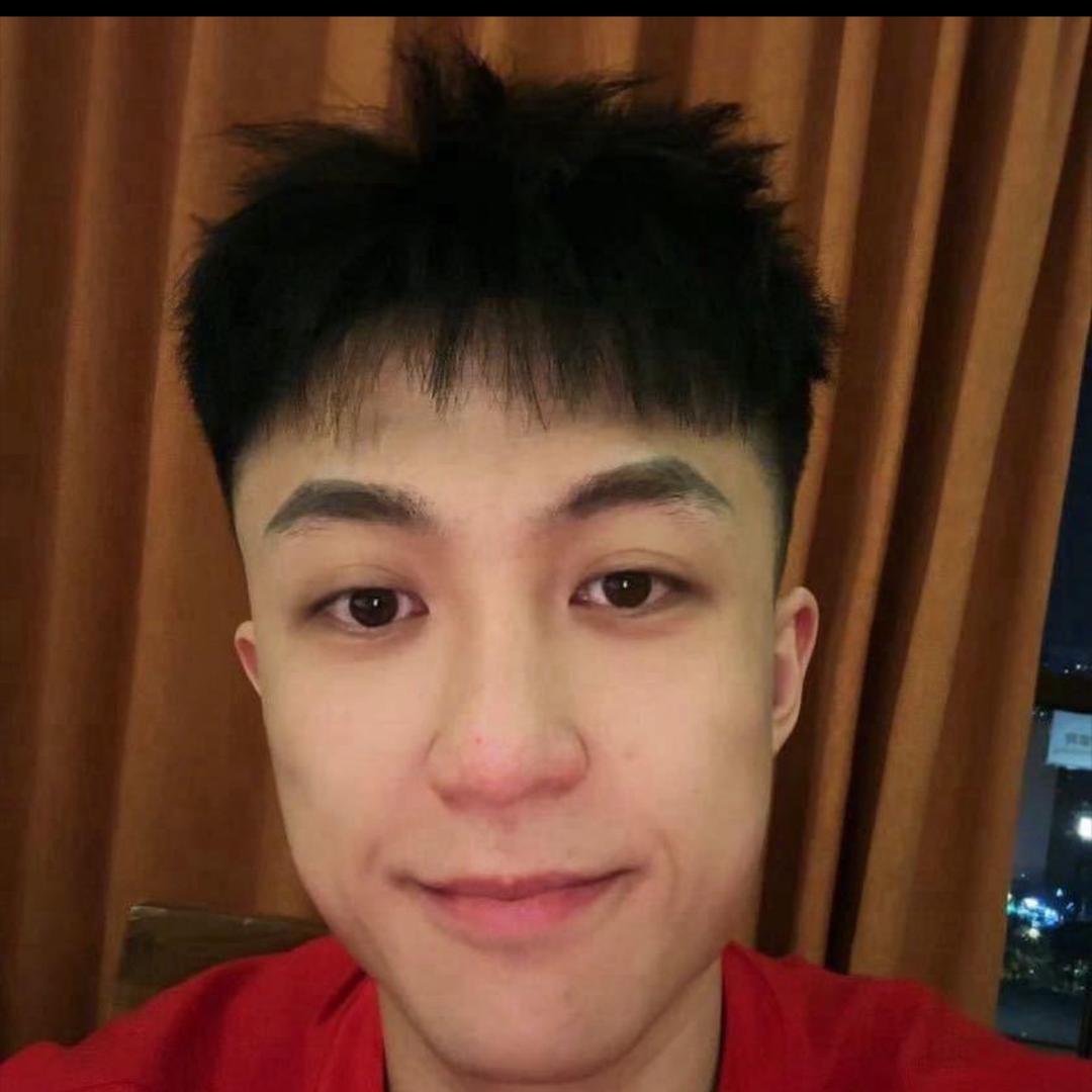 月老鳌烨（招销售老师）