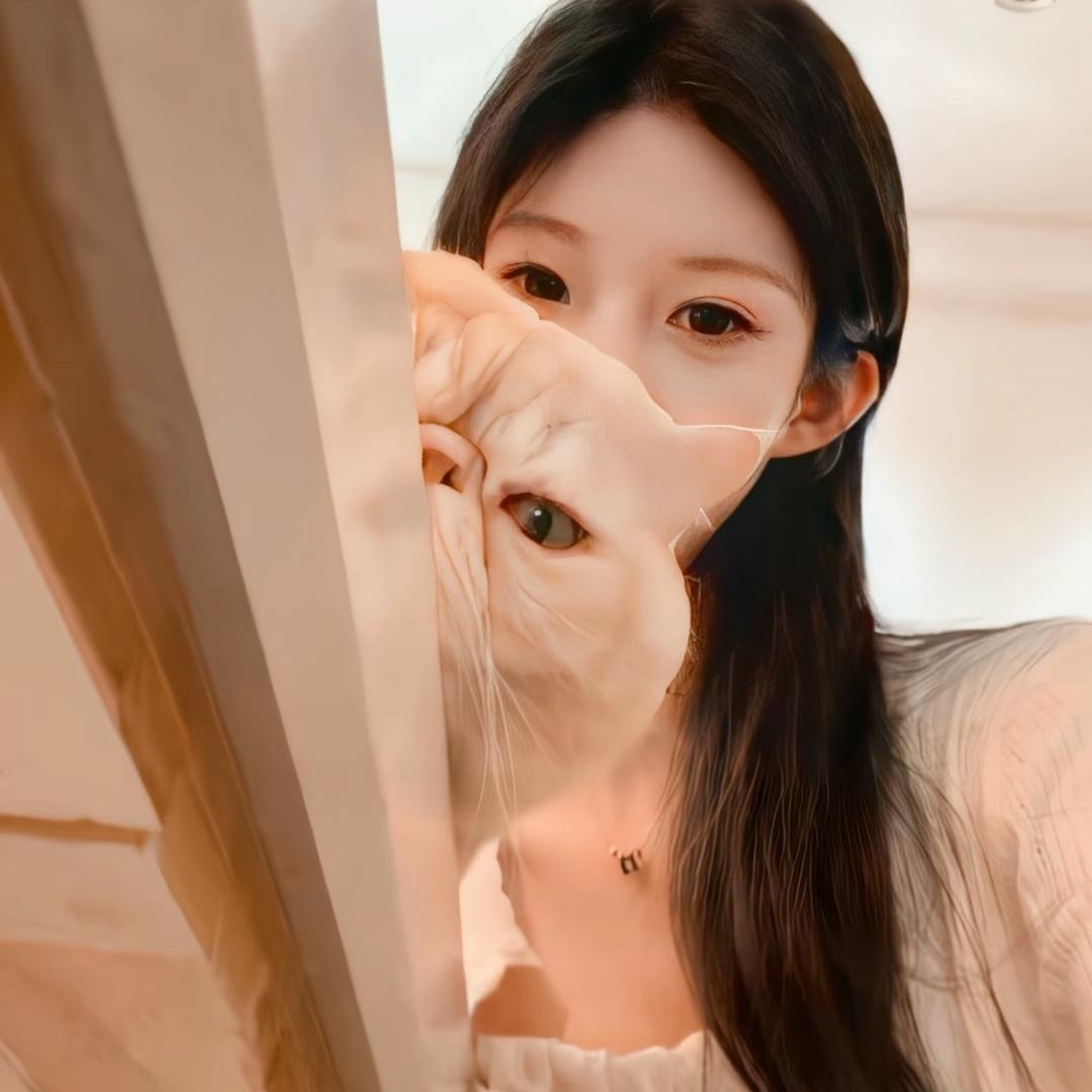 默默·