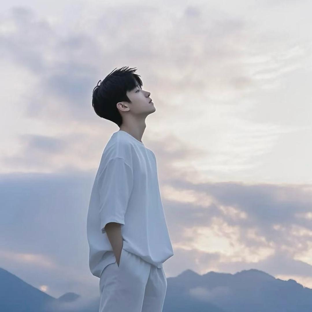 ﹎老鼠抗刀满街找貓°