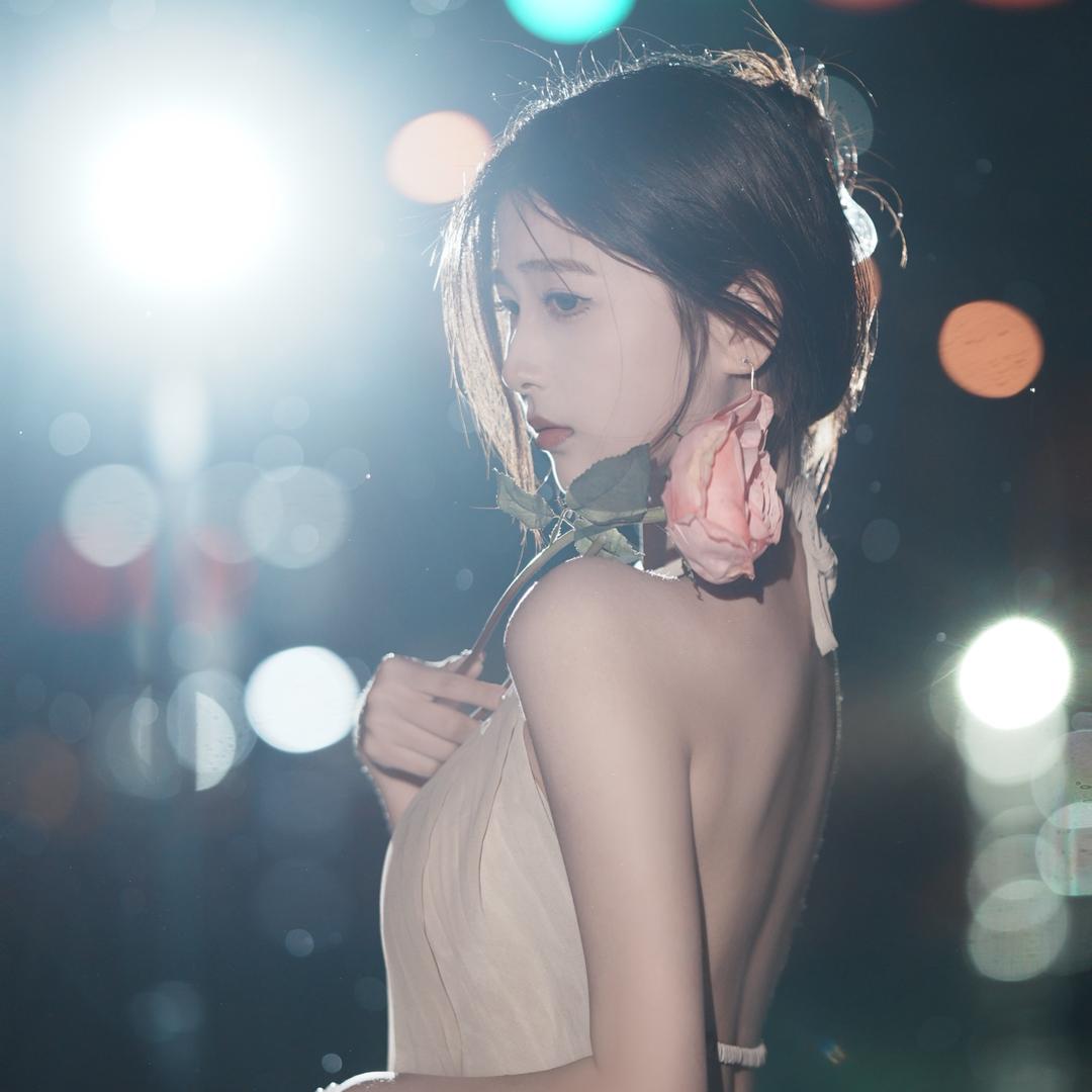 小小君