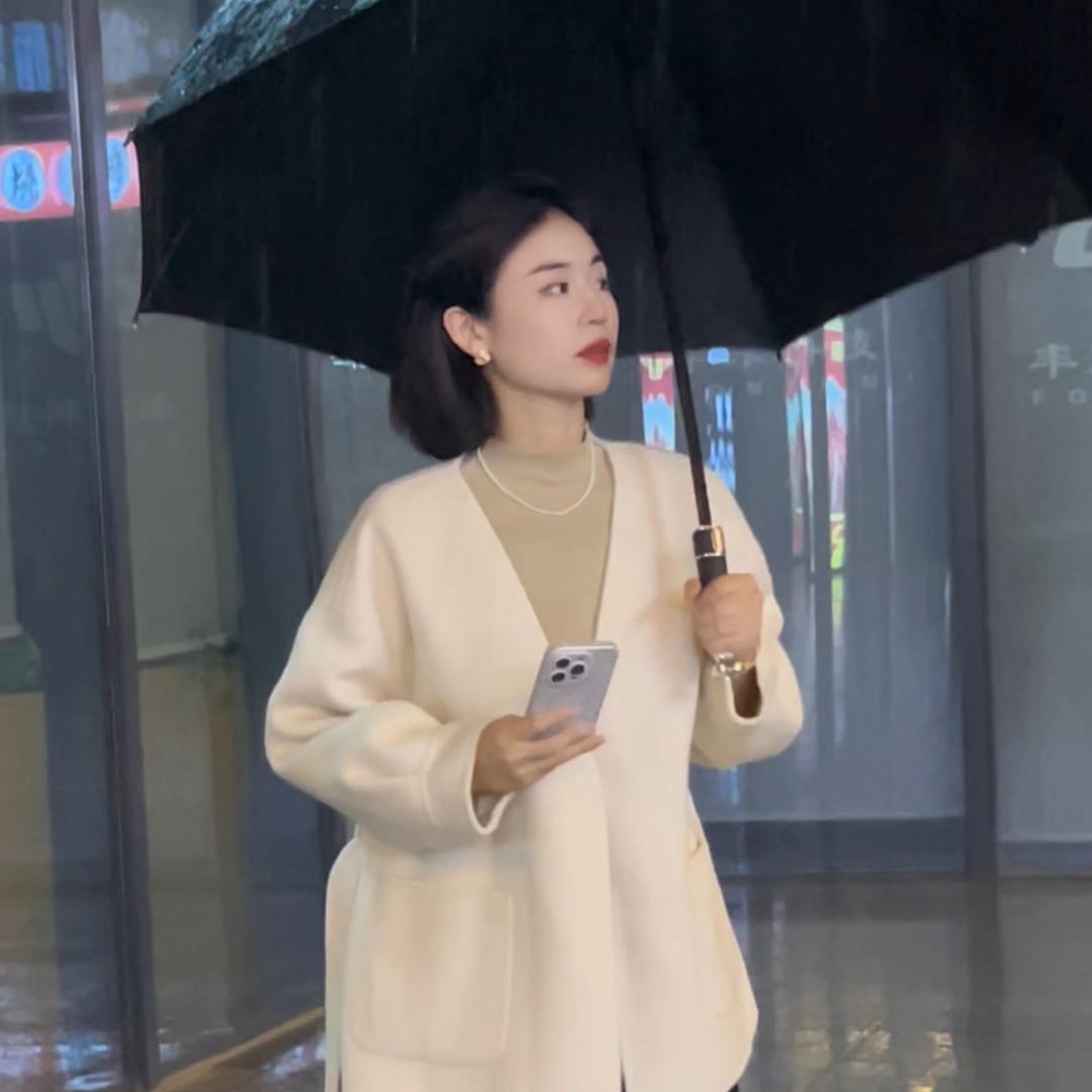 小米茄羊毛大衣