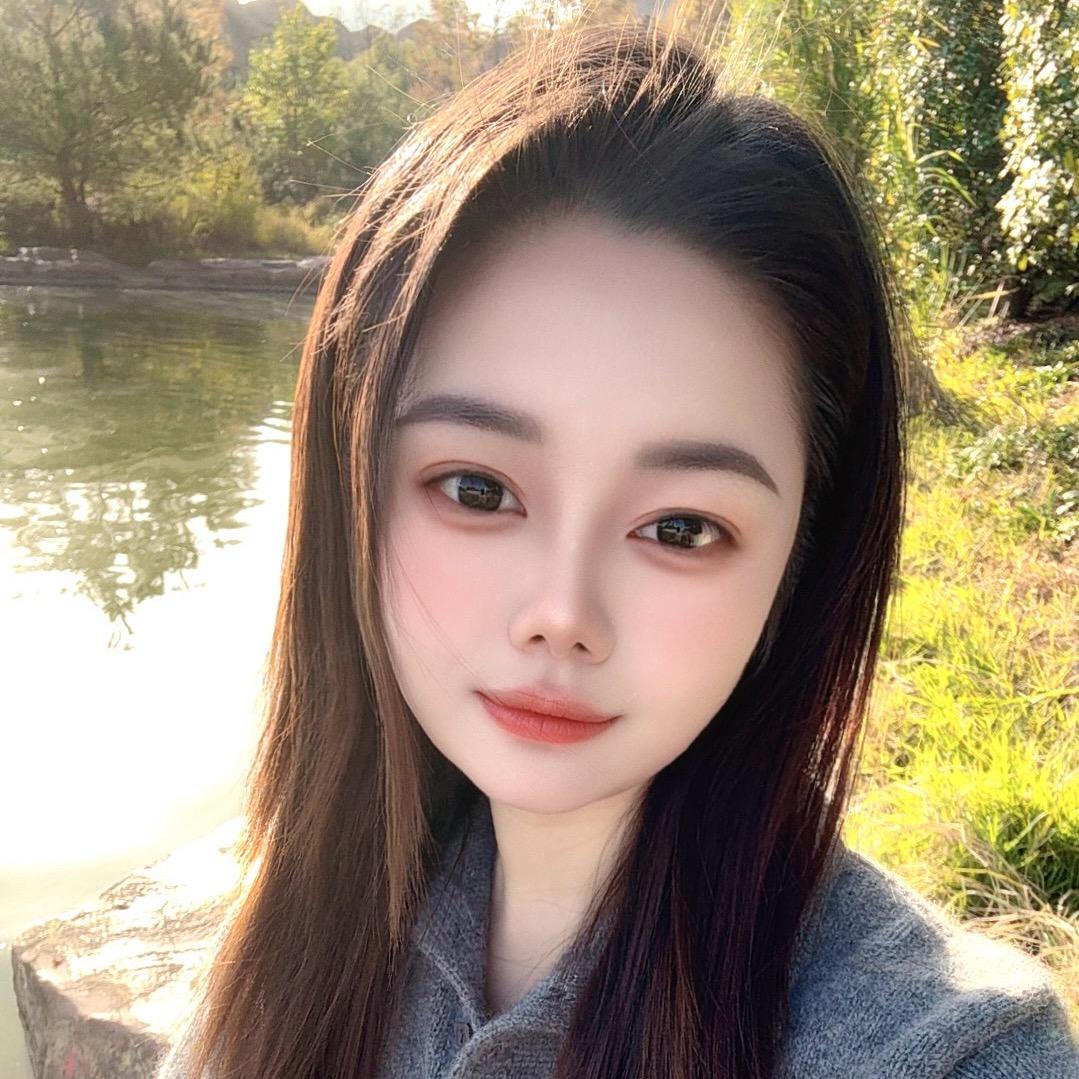 靓靓（努力生活）