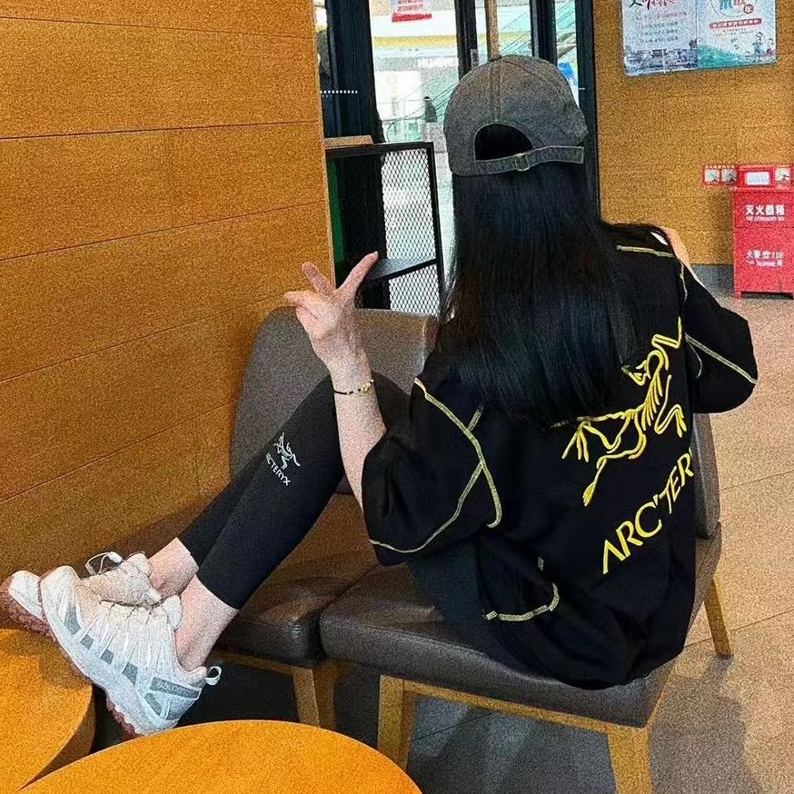 西施施