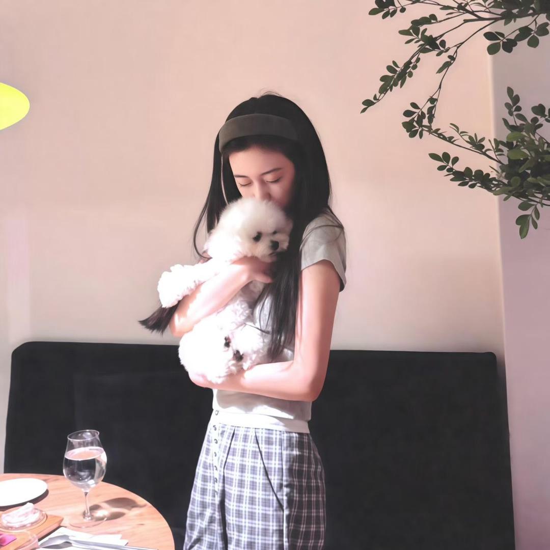 菜菜（娱乐群收人）